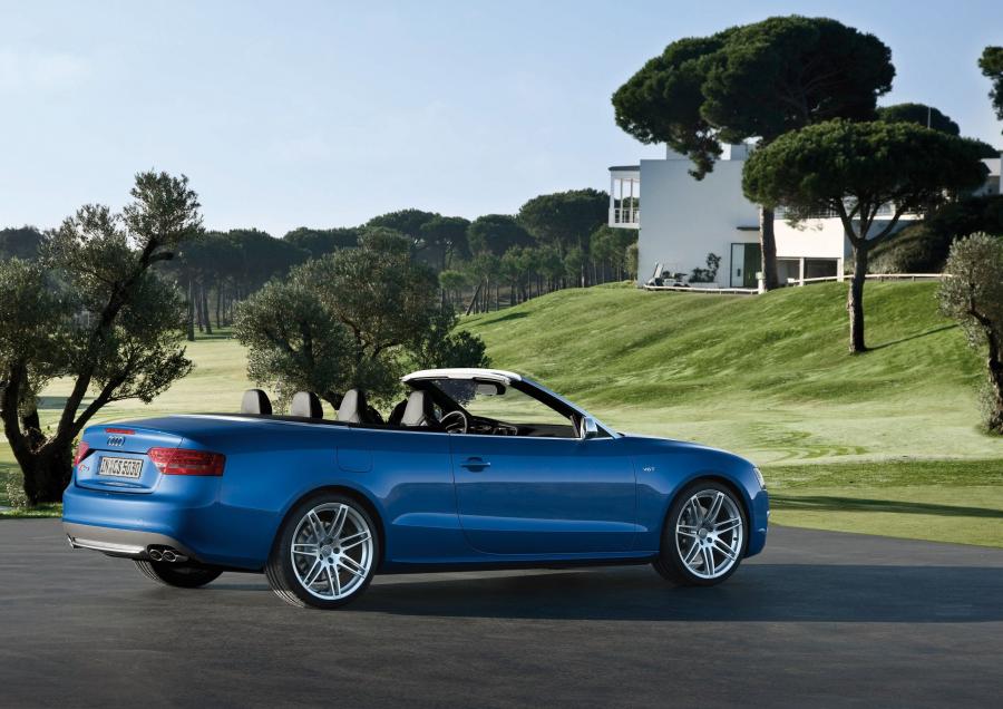  Audi S5 Cabriolet 2009 года  (фото 19 из 56)